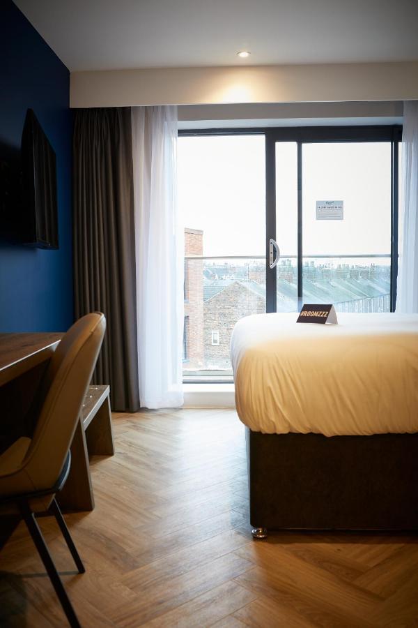Roomzzz York